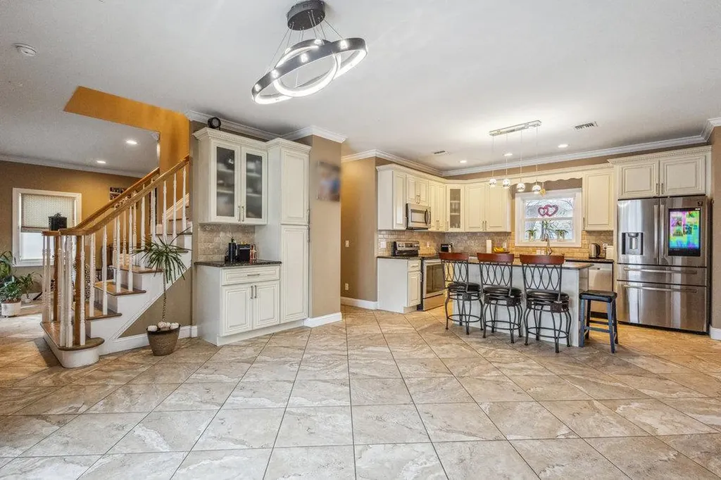 232 Elm Drive E Levittown NY 11756