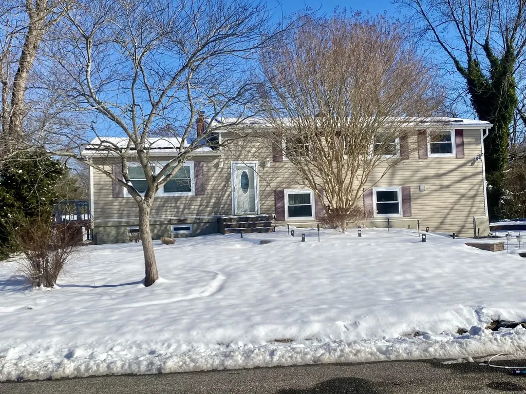 17 Ferret Lane Brookhaven NY 11733