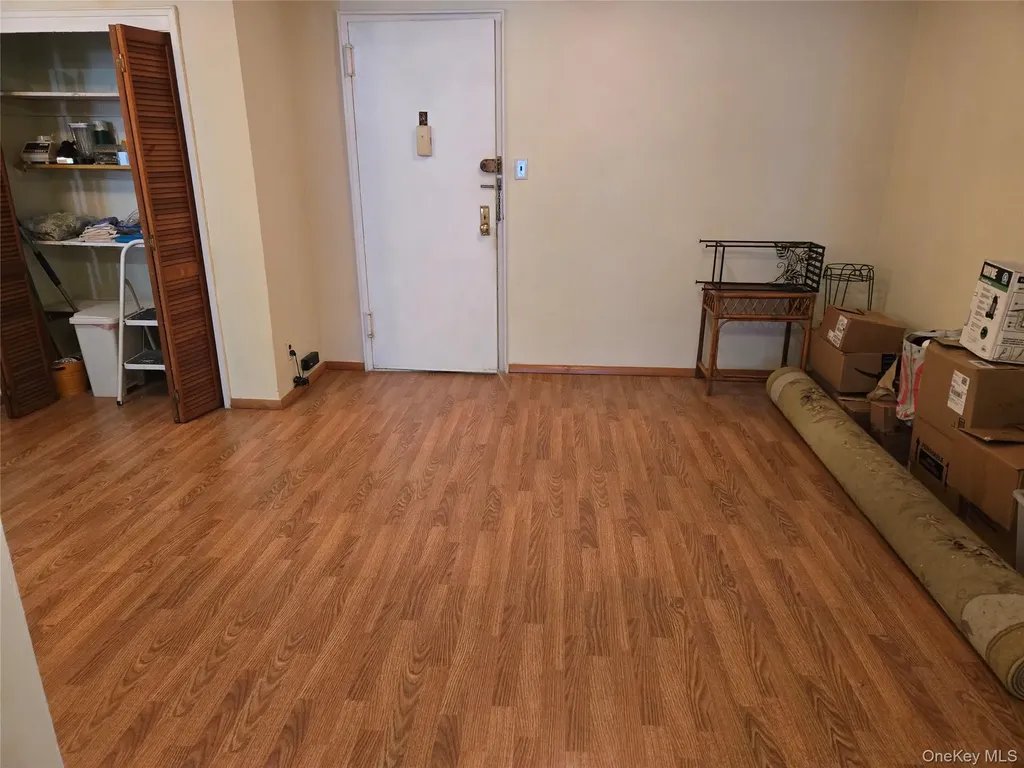 175 Archer Street Freeport NY 11520