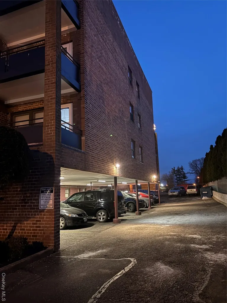 175 Archer Street Freeport NY 11520