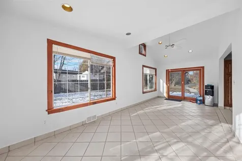 102 Haviland Drive Patterson NY 12563