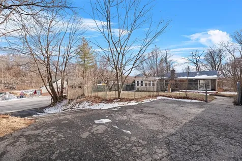 102 Haviland Drive Patterson NY 12563
