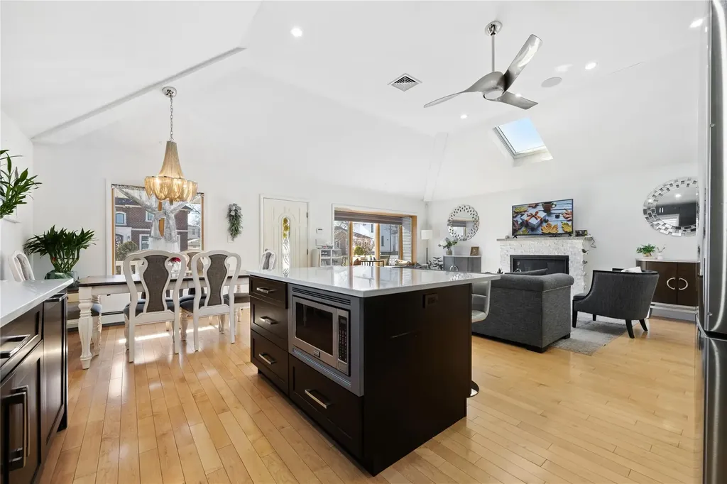 15427 24th Road Whitestone NY 11357