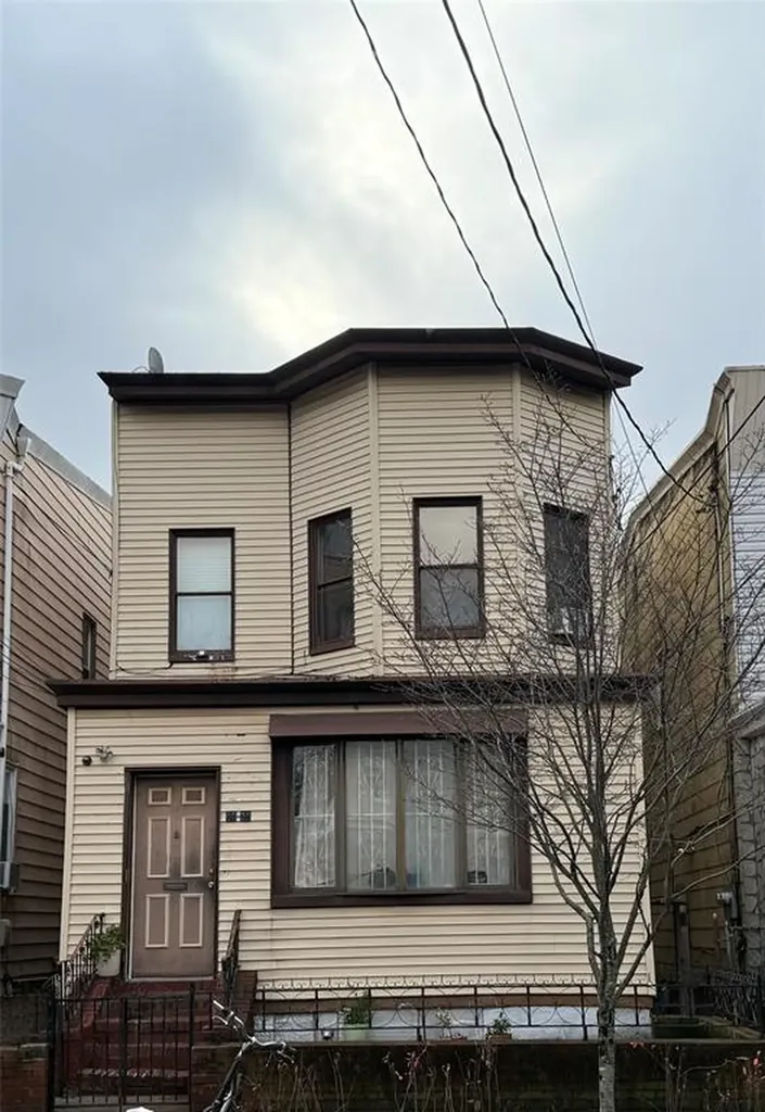 95-20 41 Avenue Elmhurst NY 11373