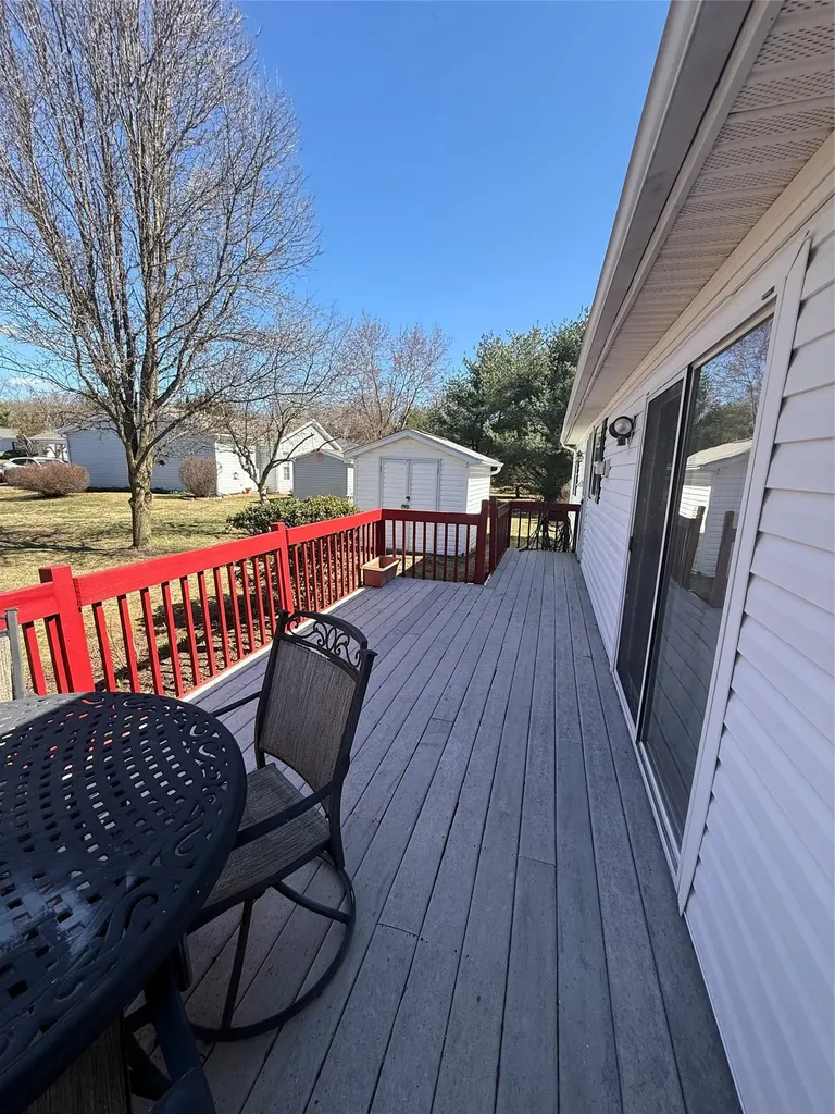 16 Vista Lane Poughkeepsie NY 12603