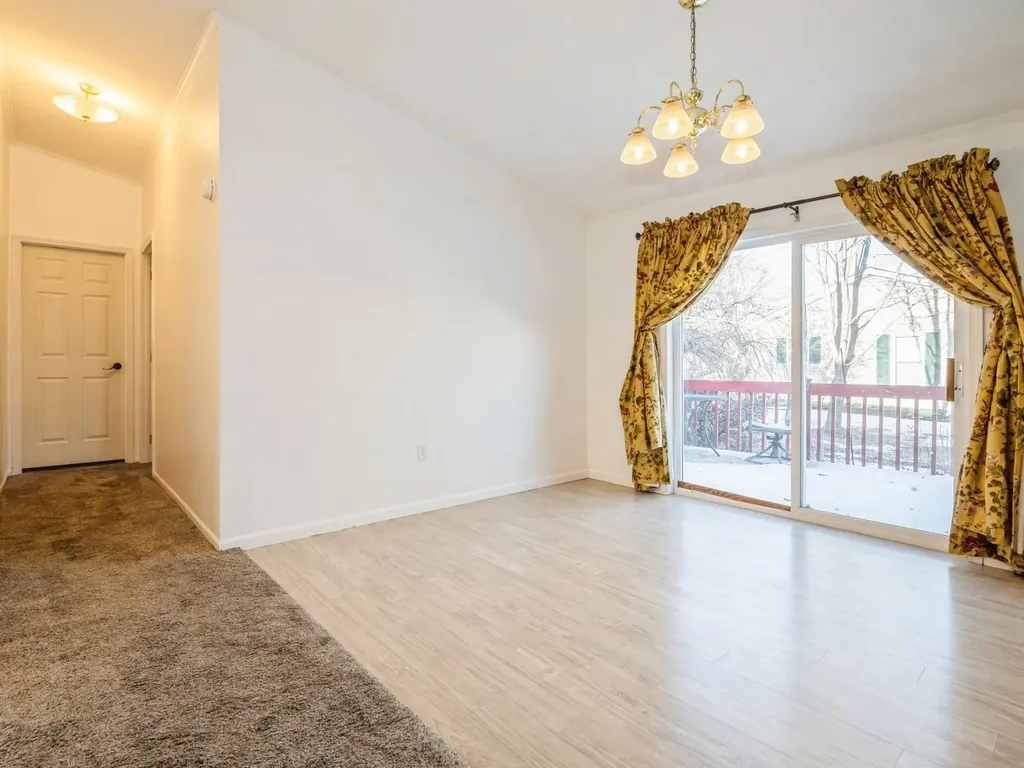 16 Vista Lane Poughkeepsie NY 12603