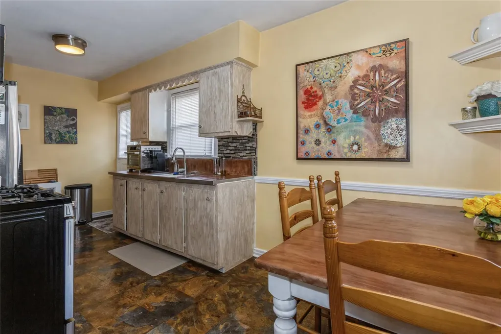 362 Clive Avenue Oceanside NY 11572