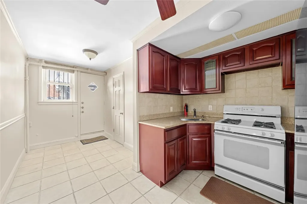 2636 E 7th Street Brooklyn NY 11235