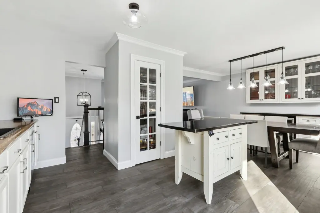 4 Benny Lane Middletown NY 10940