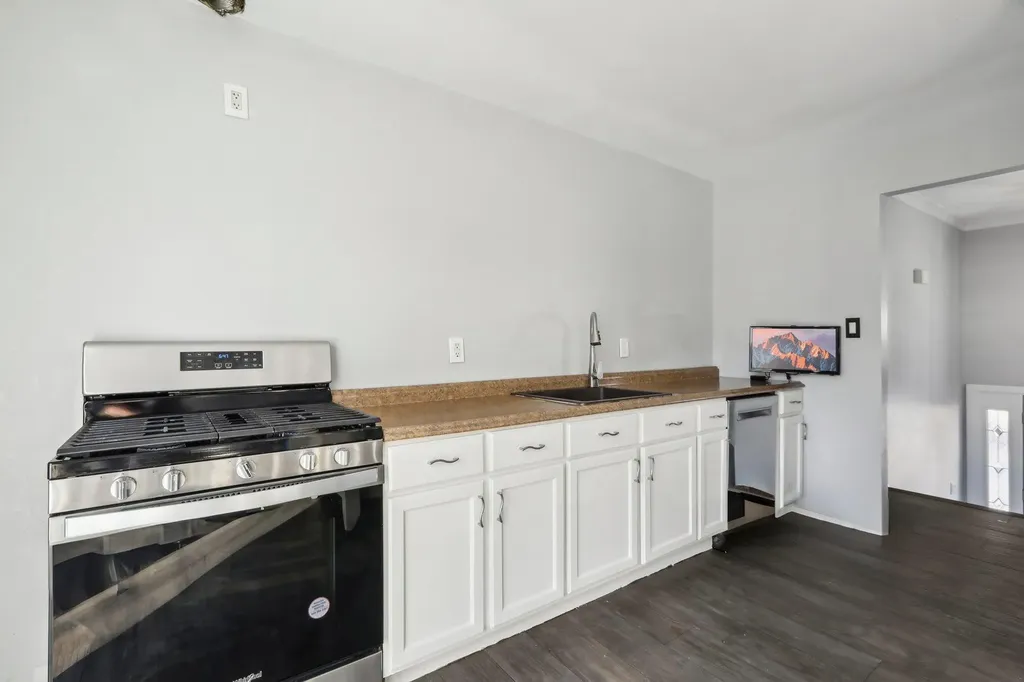 4 Benny Lane Middletown NY 10940