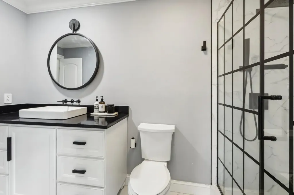 4 Benny Lane Middletown NY 10940