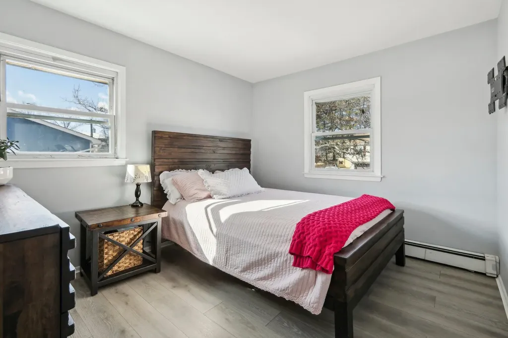 4 Benny Lane Middletown NY 10940