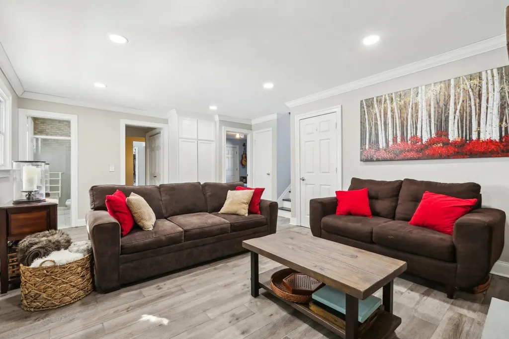 4 Benny Lane Middletown NY 10940