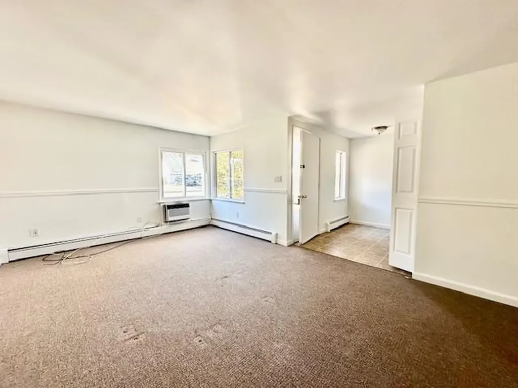 7 Balsam Drive Medford NY 11763