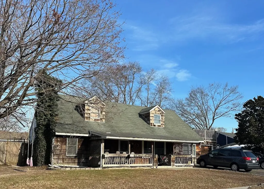 63 Rush Street Brookhaven NY 11776