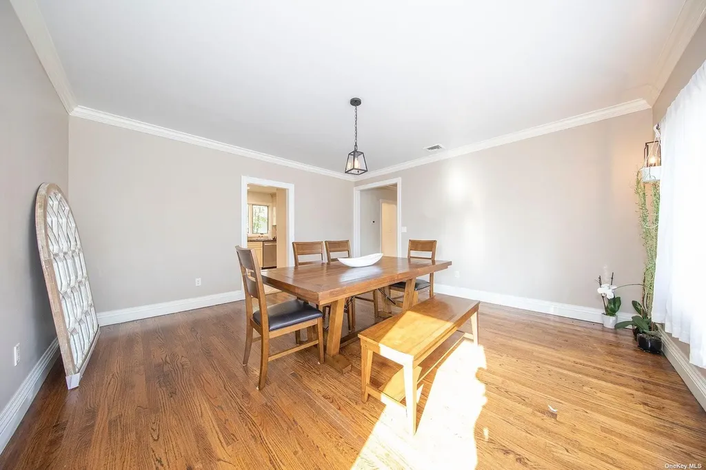 75 E Beech Street Long Beach NY 11561