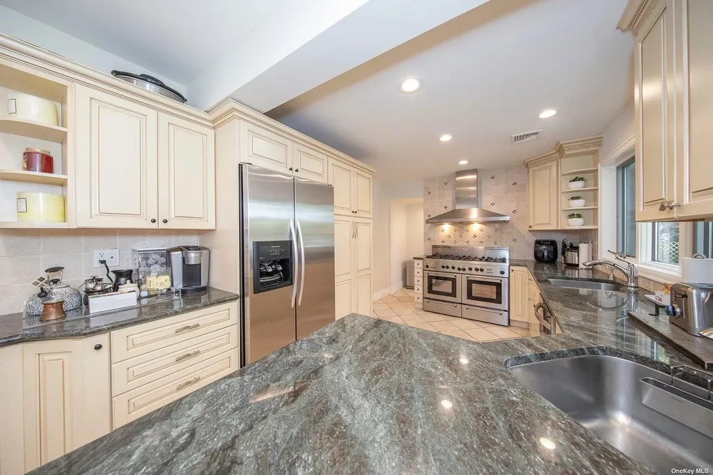 75 E Beech Street Long Beach NY 11561