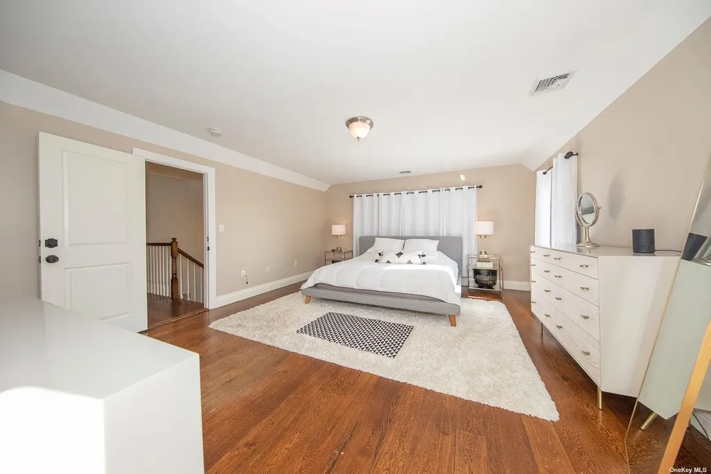 75 E Beech Street Long Beach NY 11561