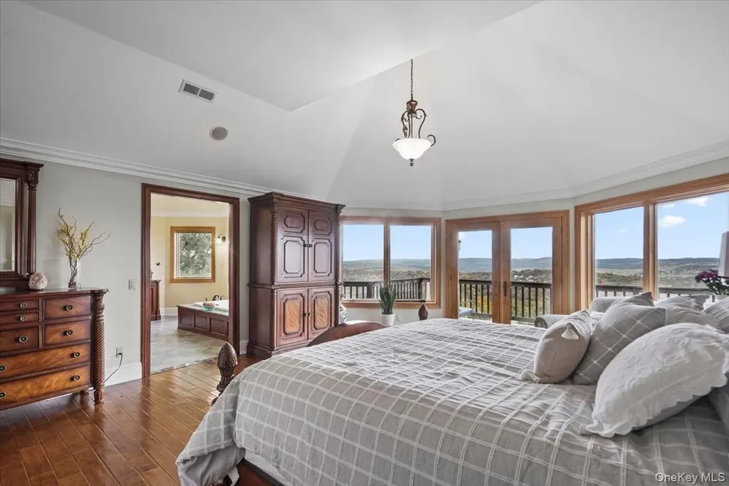 1135 Williams Drive Shrub Oak NY 10588