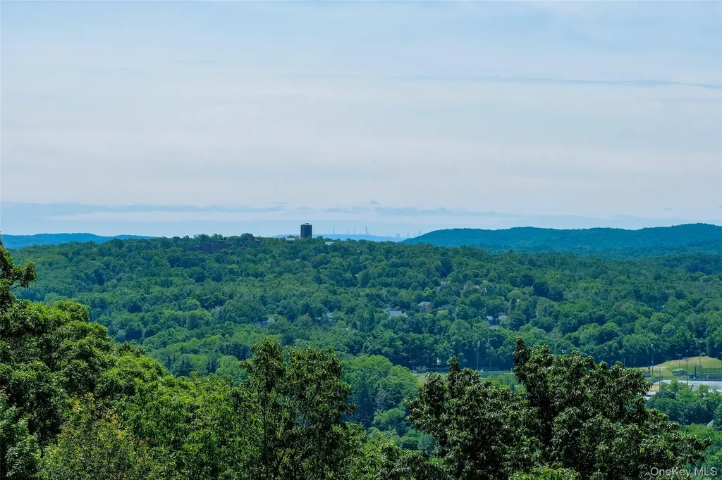 1135 Williams Drive Shrub Oak NY 10588