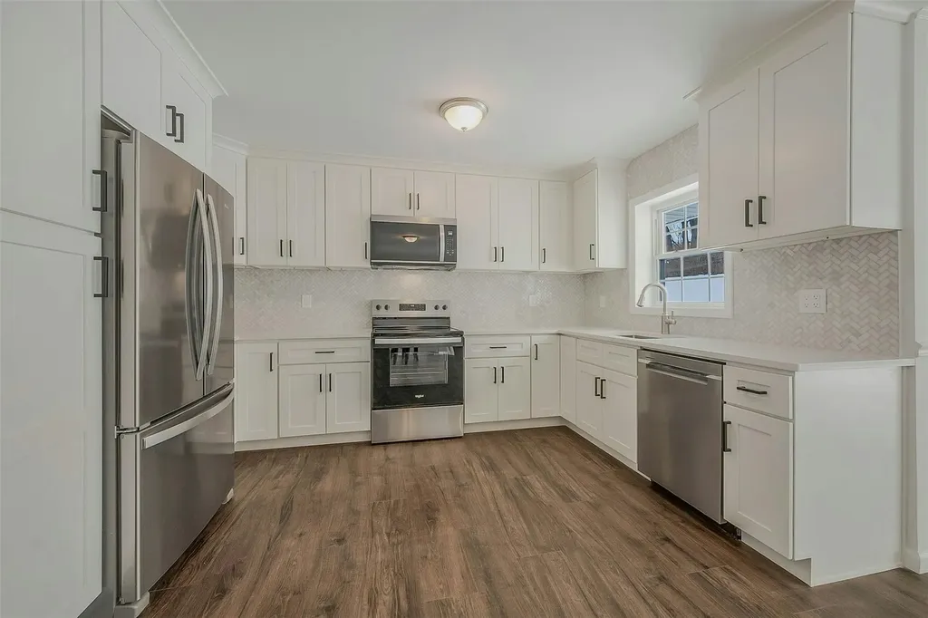 36 Westbrook Road Coram NY 11727