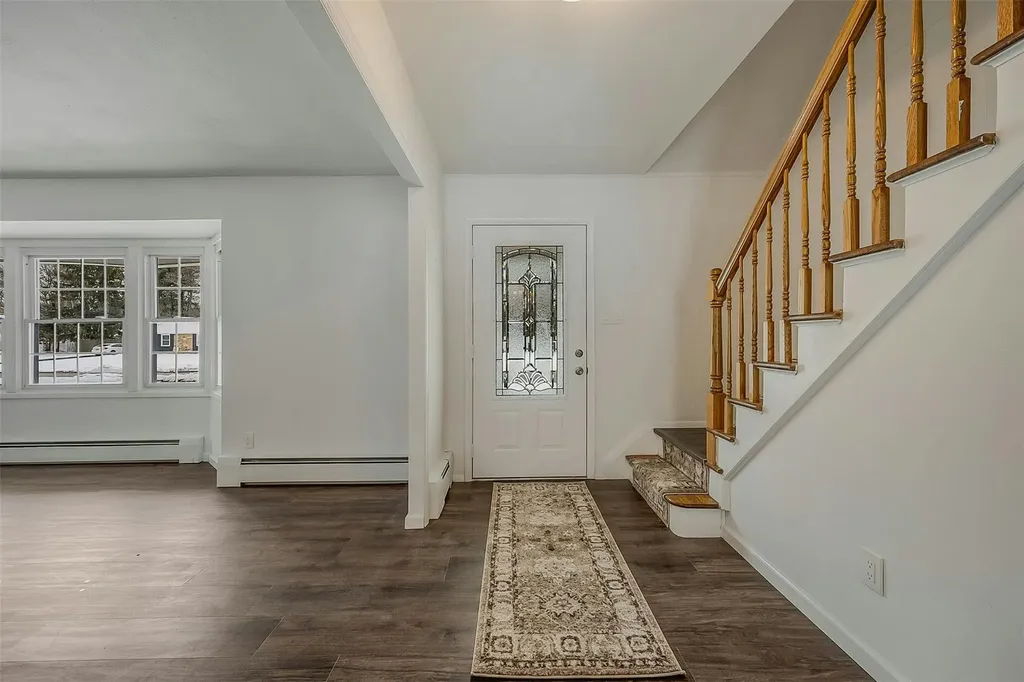 36 Westbrook Road Coram NY 11727