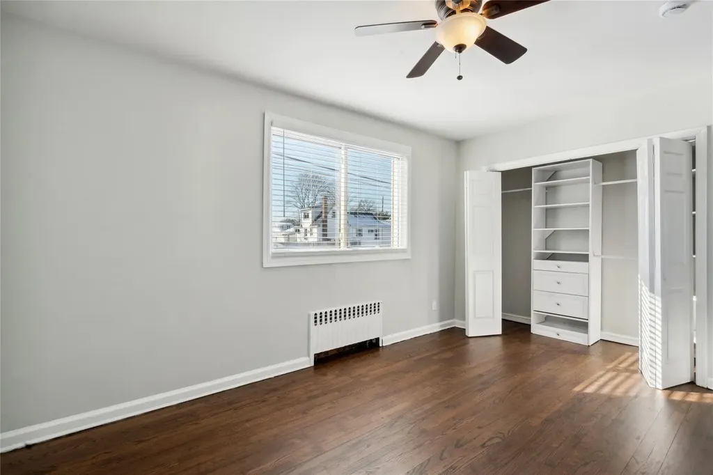 108 9th Avenue West Babylon NY 11704
