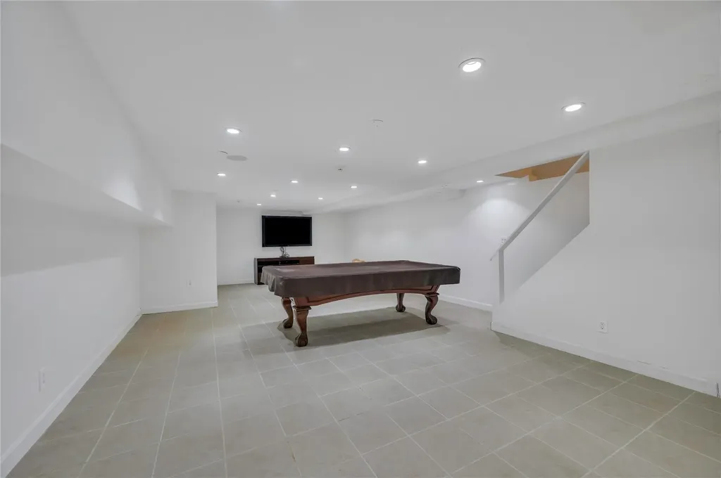 76 Hemlock Road Manhasset NY 11030
