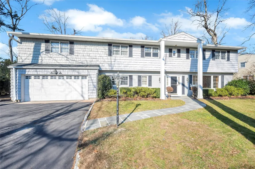 76 Hemlock Road Manhasset NY 11030