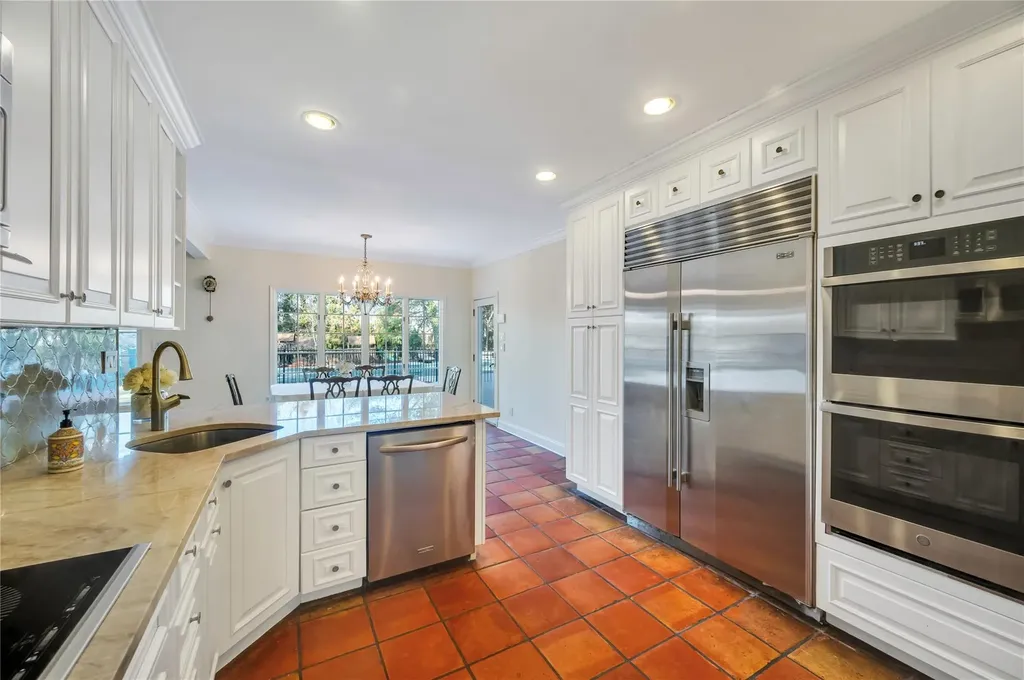 76 Hemlock Road Manhasset NY 11030