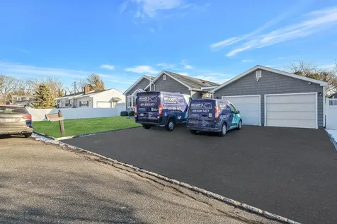 38 12th Street Ronkonkoma NY 11779