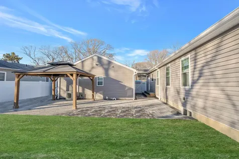 38 12th Street Ronkonkoma NY 11779
