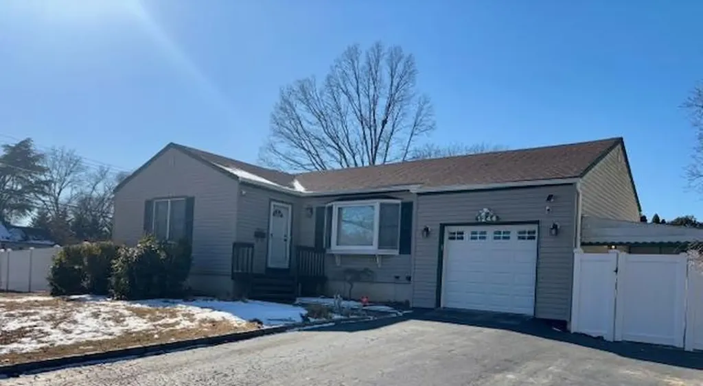 1244 Boston Avenue Bay Shore NY 11706