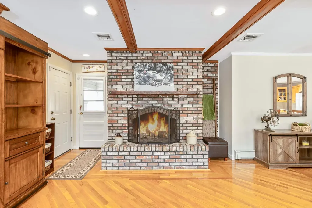 41 Arthur Avenue Patchogue NY 11772