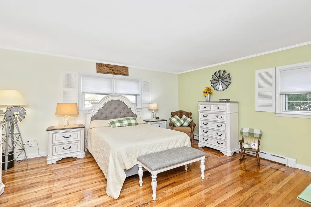 41 Arthur Avenue Patchogue NY 11772