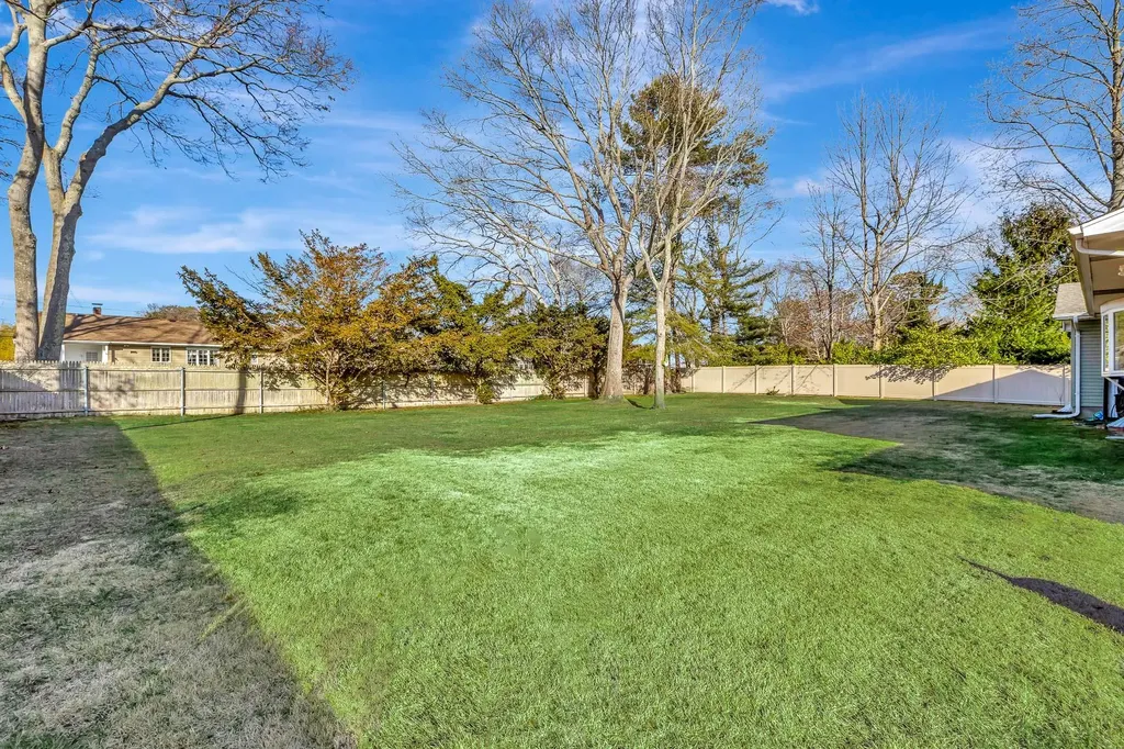 41 Arthur Avenue Patchogue NY 11772