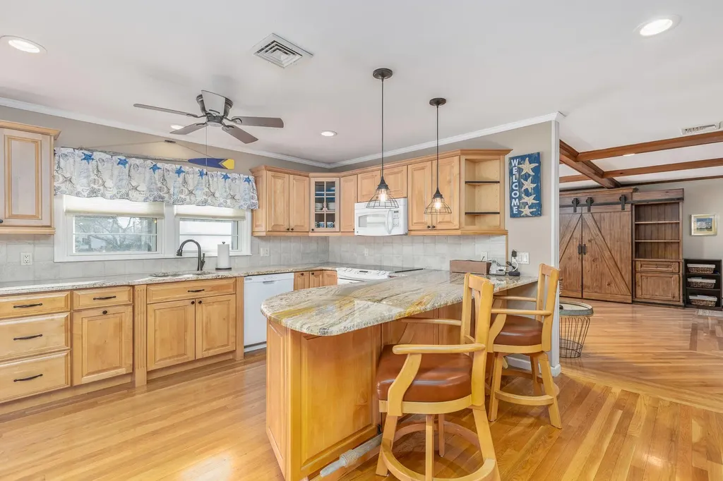 41 Arthur Avenue Patchogue NY 11772