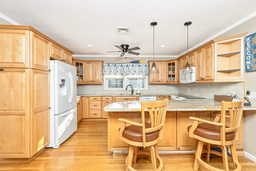 41 Arthur Avenue Patchogue NY 11772