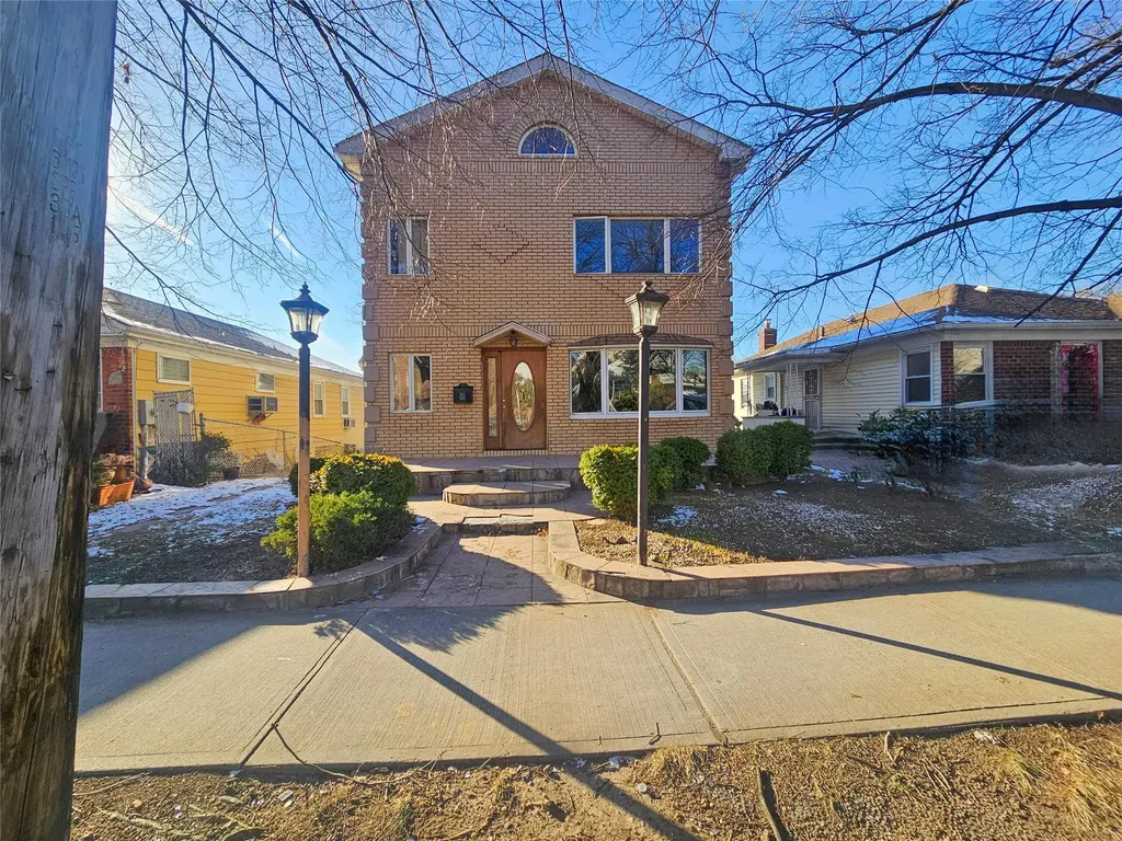 1428 Parsons Boulevard Whitestone NY 11357