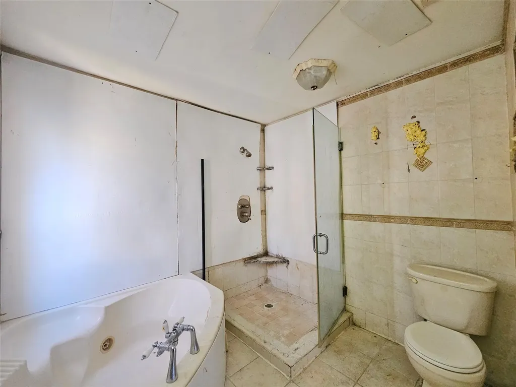 1428 Parsons Boulevard Whitestone NY 11357