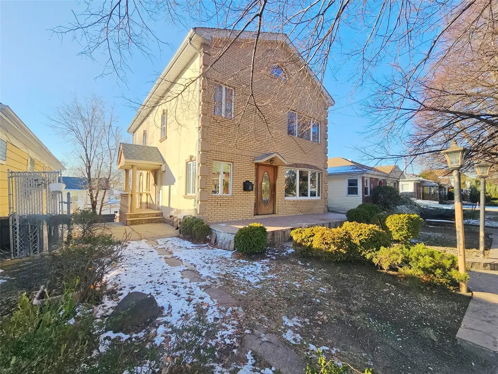 1428 Parsons Boulevard Whitestone NY 11357