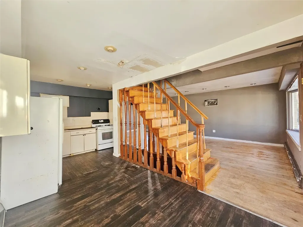 1428 Parsons Boulevard Whitestone NY 11357