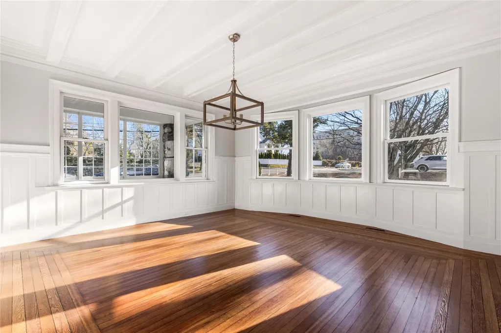 206 Fenimore Road Mamaroneck NY 10543