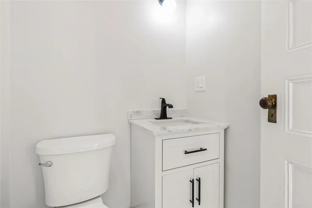 206 Fenimore Road Mamaroneck NY 10543