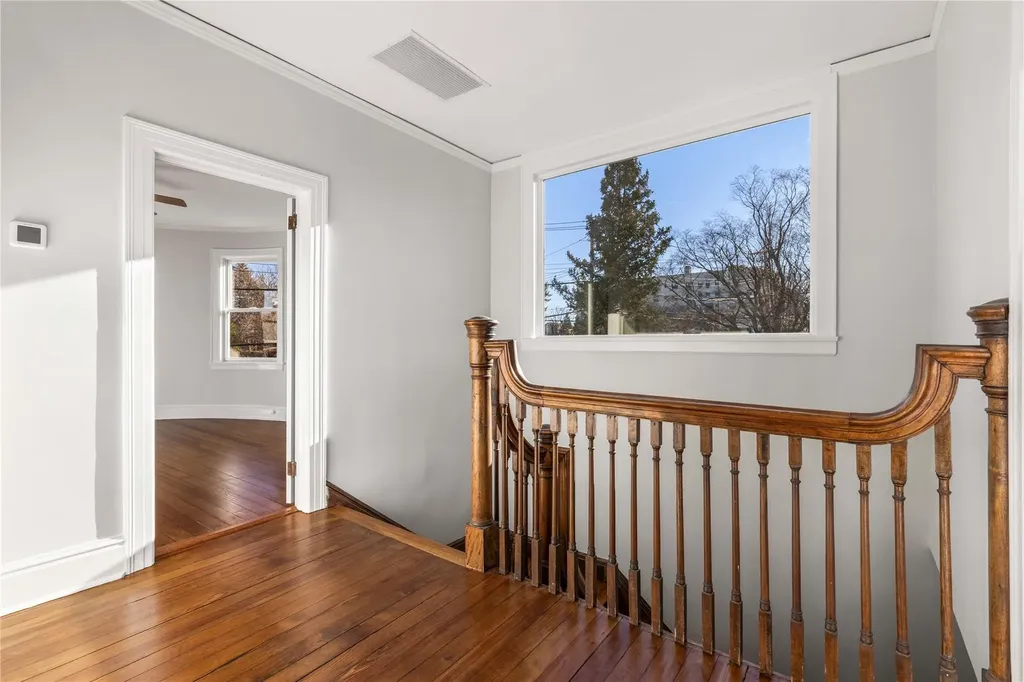206 Fenimore Road Mamaroneck NY 10543