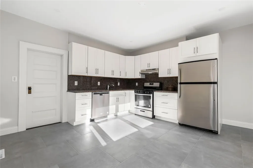 206 Fenimore Road Mamaroneck NY 10543