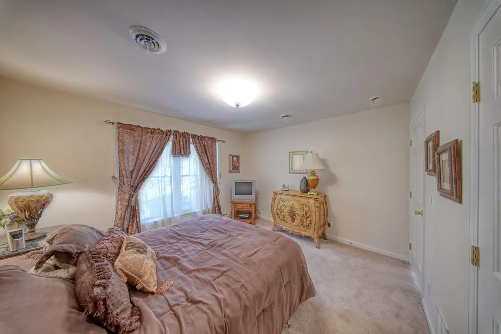 19 Forest Lane Monticello NY 12701