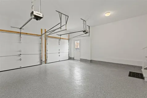 19 Oakland Hills Drive Mount Sinai NY 11766