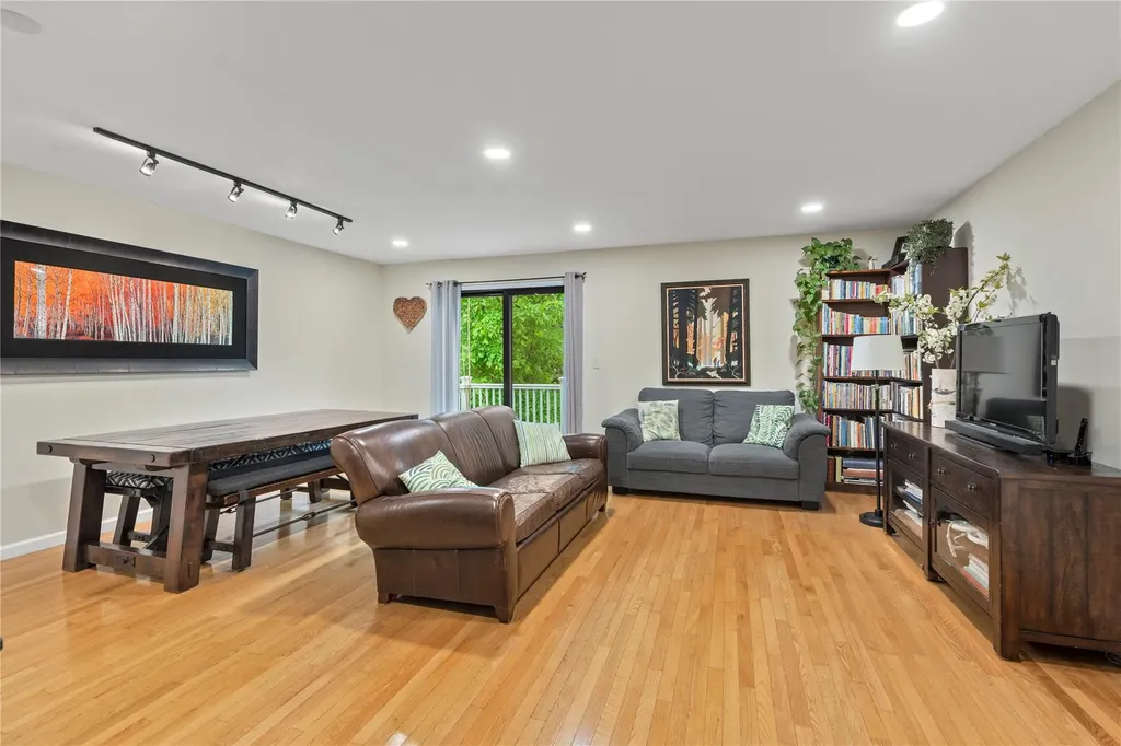 87 Park Drive Mount Kisco NY 10549