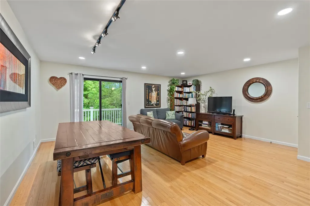 87 Park Drive Mount Kisco NY 10549